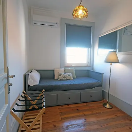 Santiago De Boutique & * 카민하